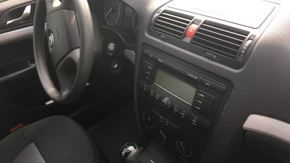 Skoda Octavia Combi 5