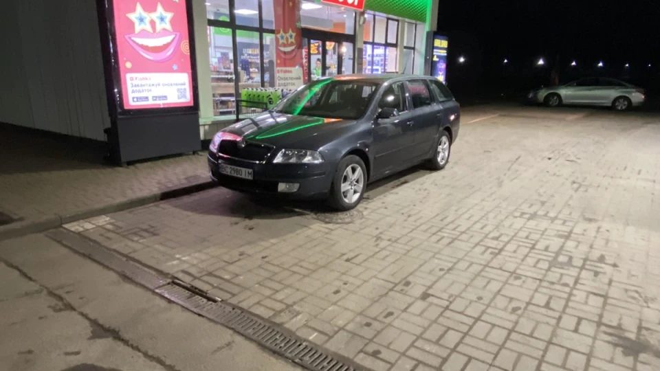 Skoda Octavia Combi 2