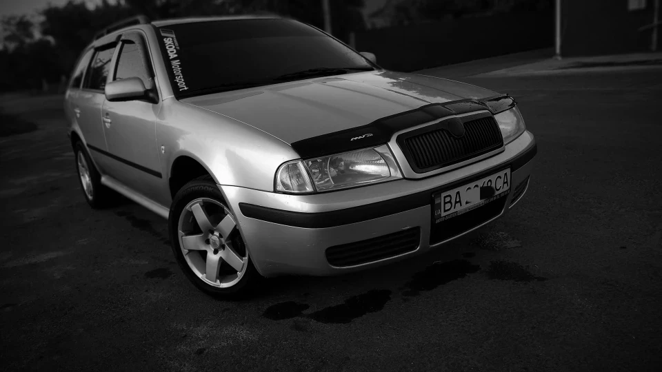 Skoda Octavia Combi 2