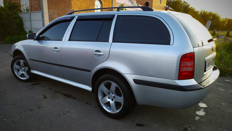 Skoda Octavia Combi 5