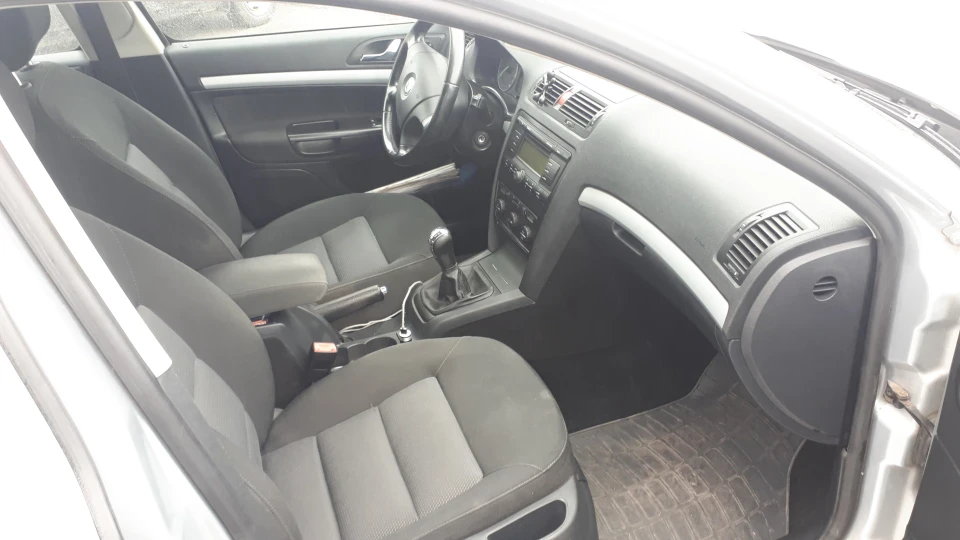 Skoda Octavia Combi 5