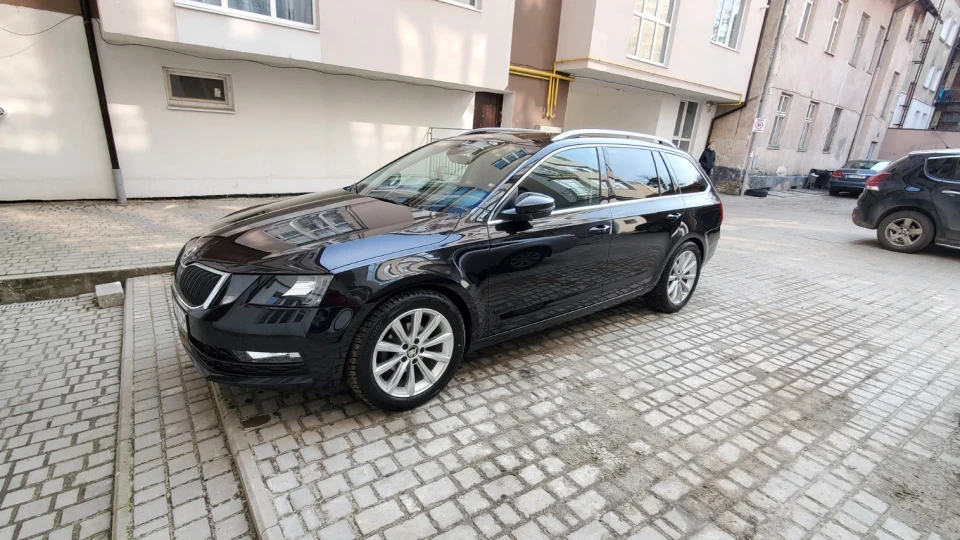 Skoda Octavia Combi 3