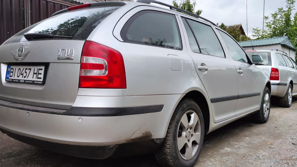 Skoda Octavia Combi 2