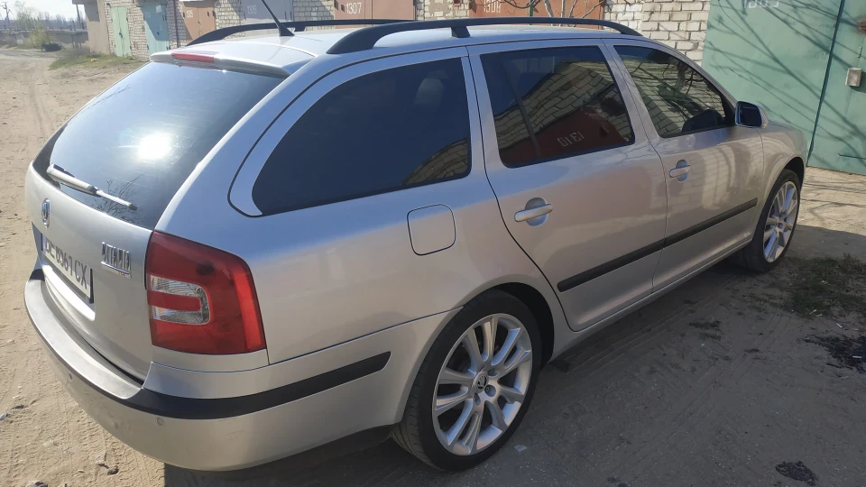 Skoda Octavia Combi 5