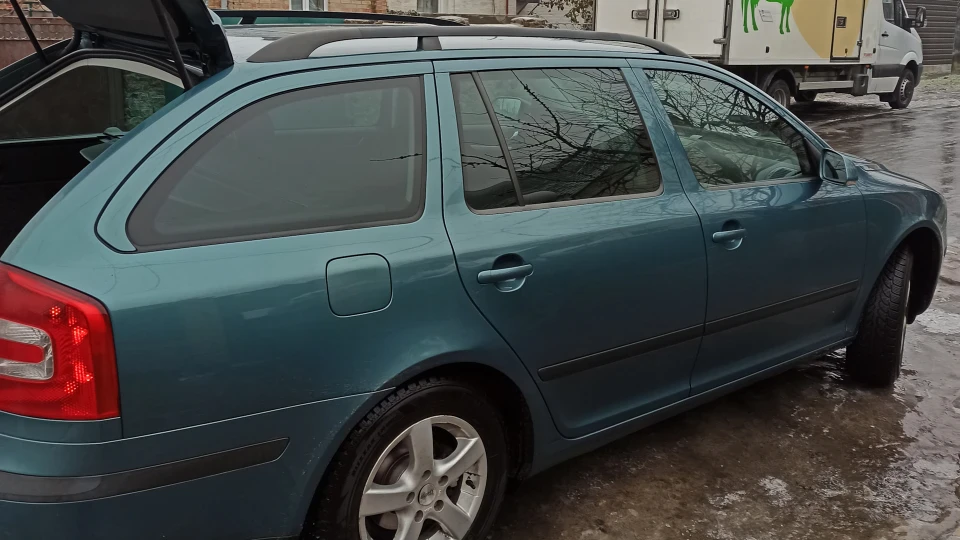 Skoda Octavia Combi 1.6 MPI 5 CТ МКПП 2