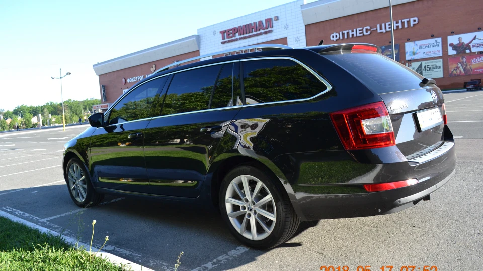 Skoda Octavia Combi 1.6 TDI ELEGANCE 2