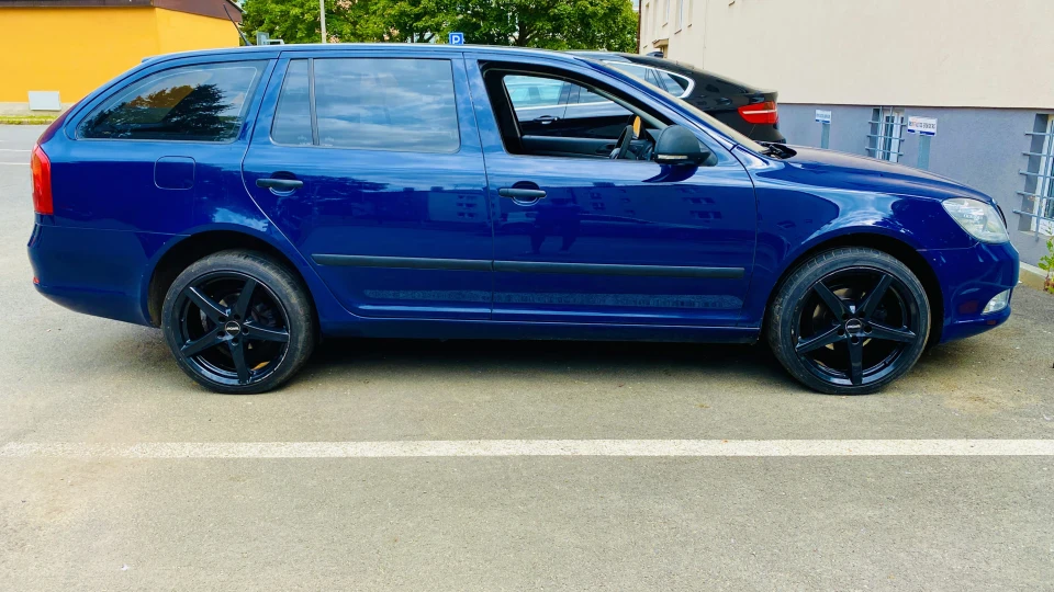 Skoda Octavia Combi 1.6 TDI «𝕊𝕂𝕆𝔻ℕ𝕚𝕂» 3
