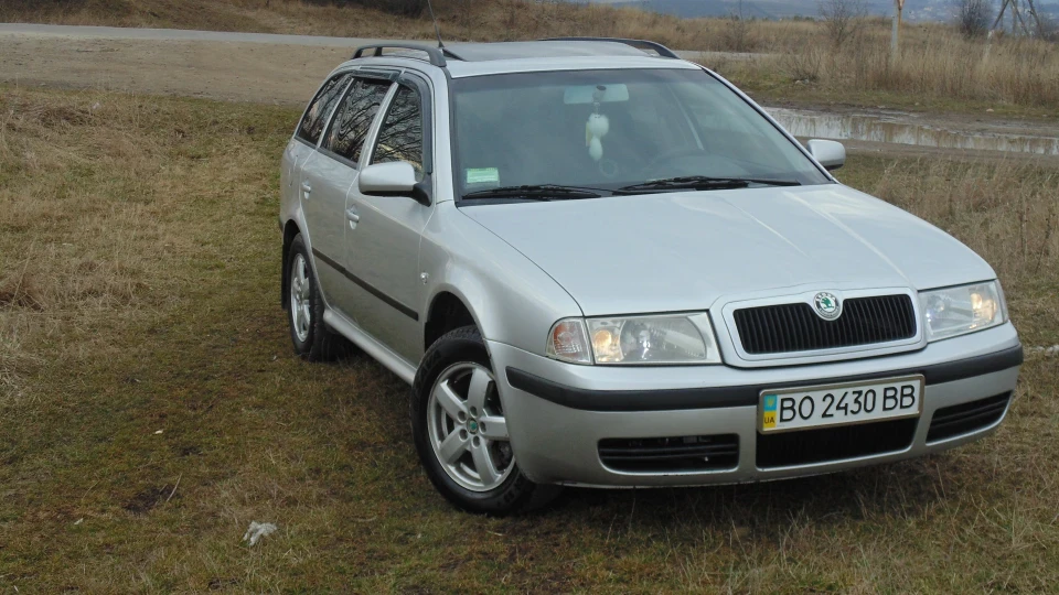 Skoda Octavia Combi 1.8 T Combi 3