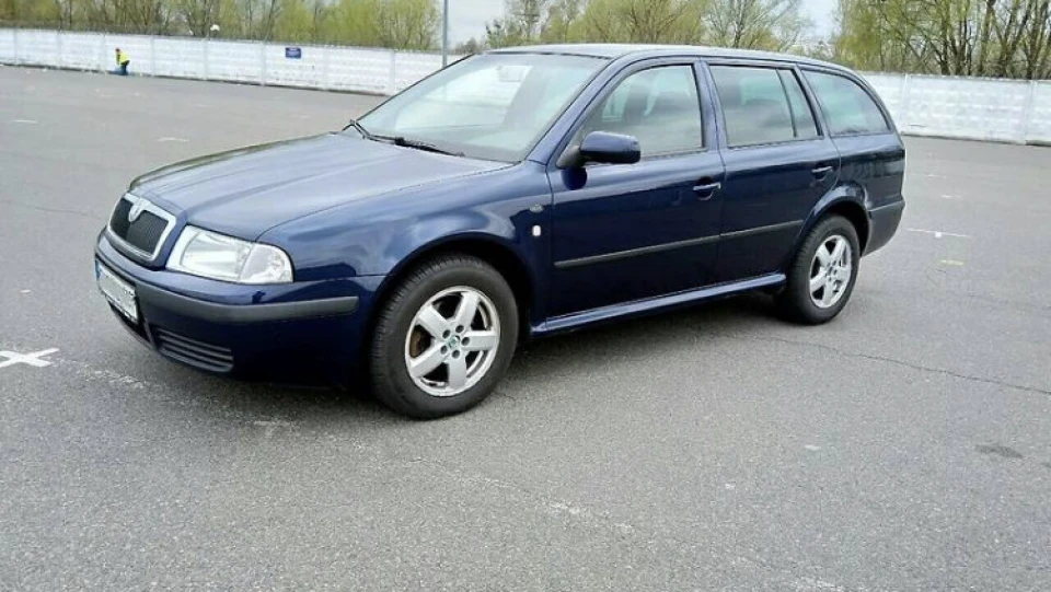 Skoda Octavia Combi 1.9 TDI AHF 81 Kw