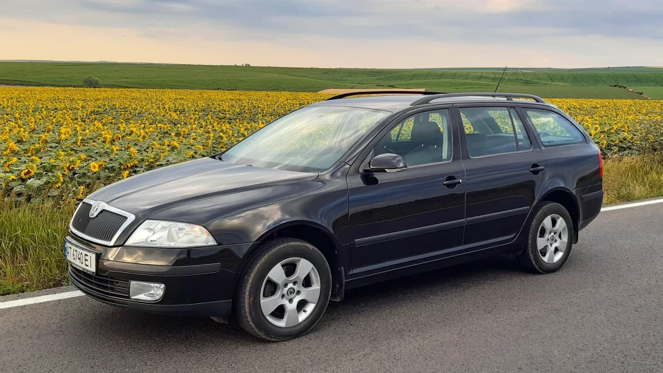 Skoda Octavia Combi 2.0 FSI 4x4 3