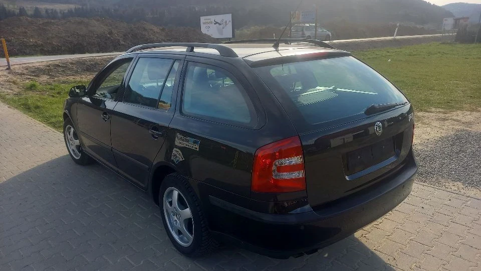 Skoda Octavia Combi 2.0 FSI 3