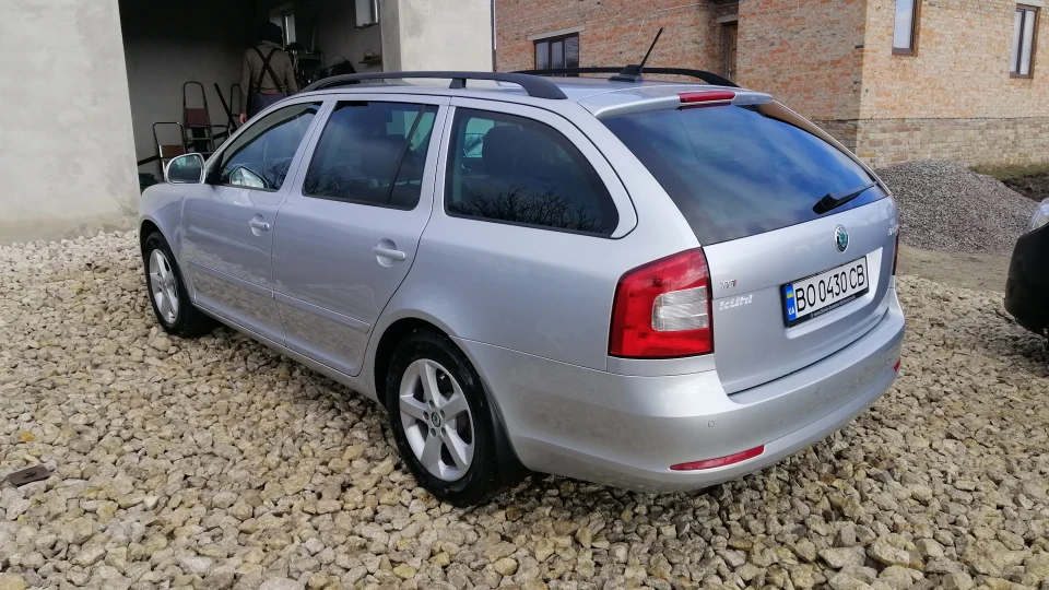 Skoda Octavia Combi 2.0 TDI 140 kw 2