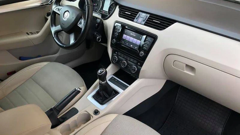 Skoda Octavia Combi 2.0 tdi ckfc, куля))