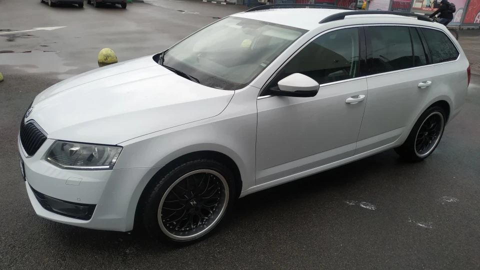 Skoda Octavia Combi 2.0 TDI 5