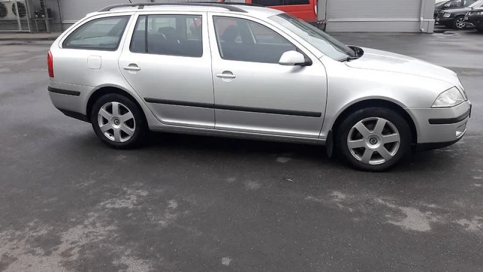 Skoda Octavia Combi 2.0 2
