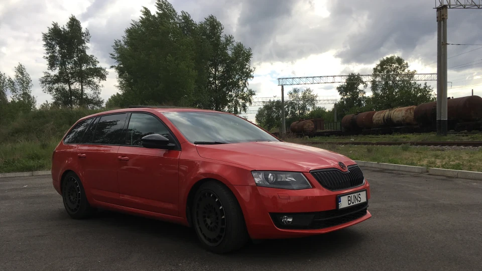 Skoda Octavia Combi 2.0TDI • DSG6 • Stage2 3