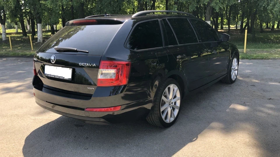 Skoda Octavia Combi 4x4 JOY 4