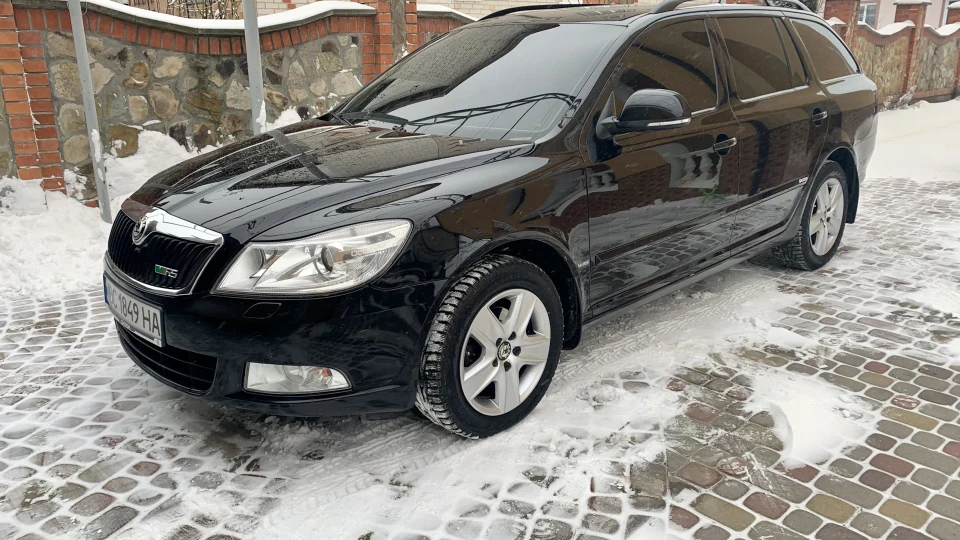 Skoda Octavia Combi AVANT DSG7 4