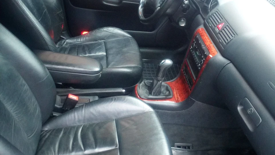 Skoda Octavia Combi Чорний лаурин клемент4х4 2