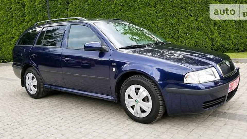 Skoda Octavia Combi Elegance 2002 AUM 2