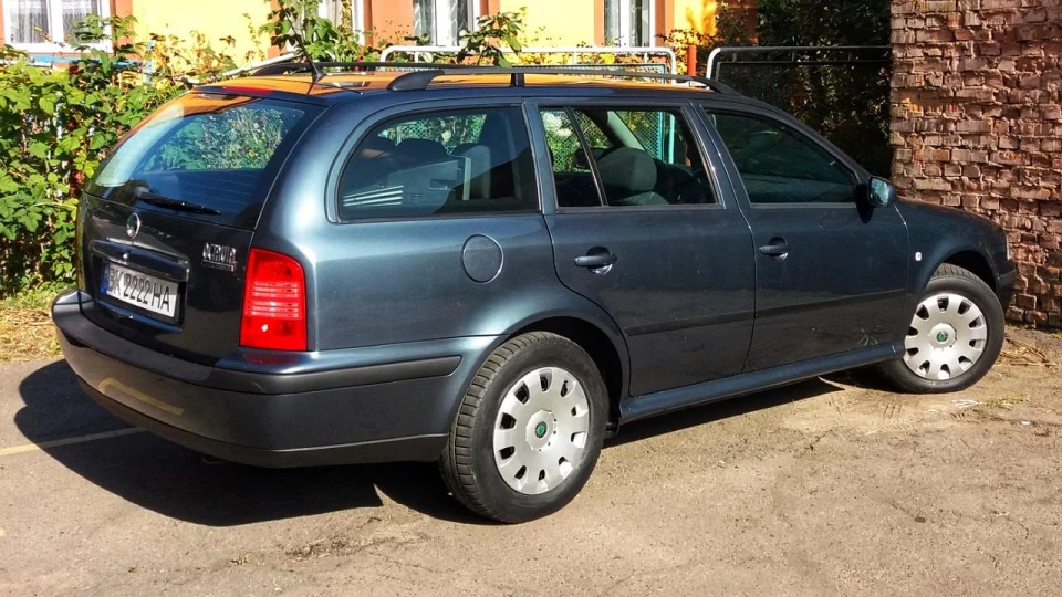 Skoda Octavia Combi in Village Style