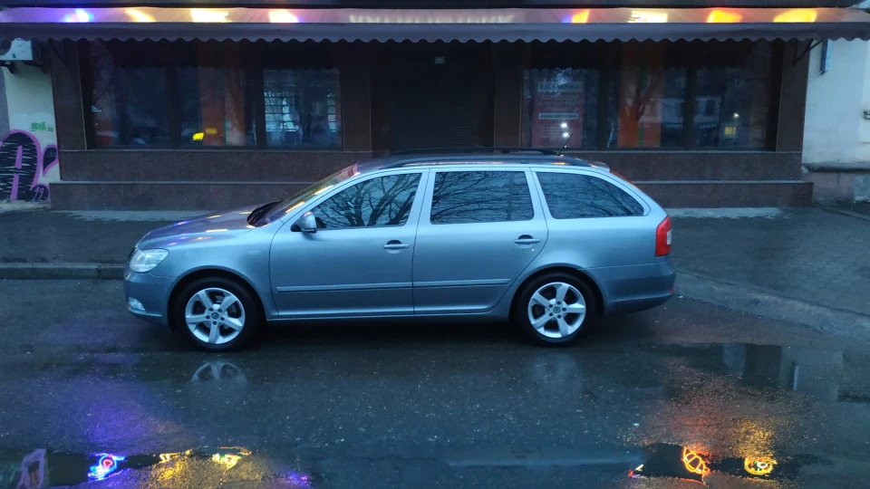 Skoda Octavia Combi Окташа 4