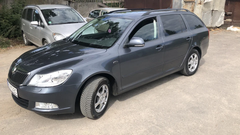 Skoda Octavia Combi Повнопривідний Клементин