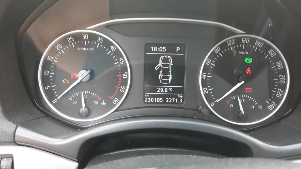 Skoda Octavia Combi TDI 2.0 103 КВт DSG 3