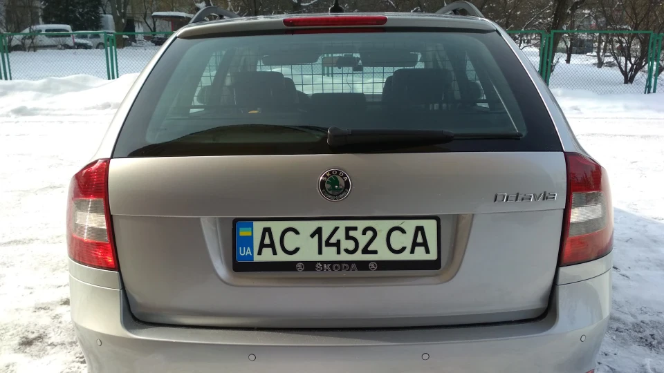 Skoda Octavia Combi Турбо трактор 5
