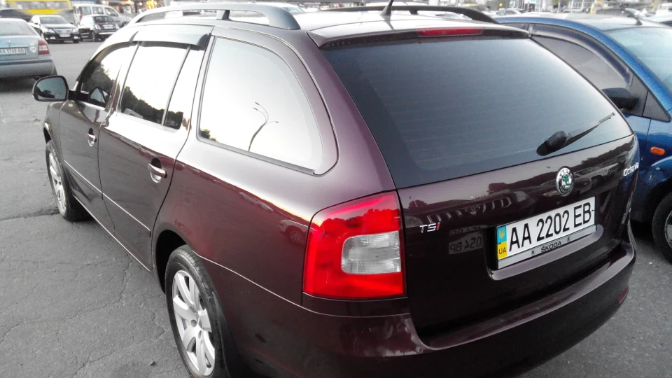 Skoda Octavia Combi турбосарайчик 4
