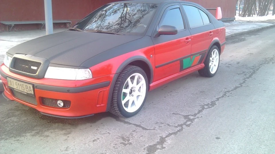Skoda Octavia RS 1,8Т----300+ 5