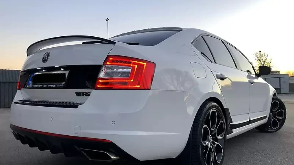 Skoda Octavia RS 2.0 turbo 362ls 3