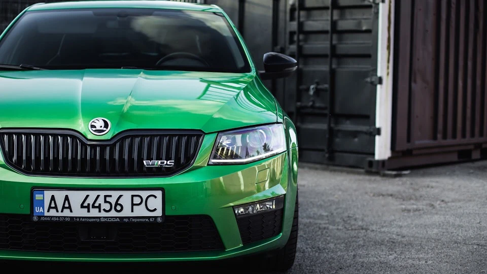 Skoda Octavia RS 323hp Brilliantgrün