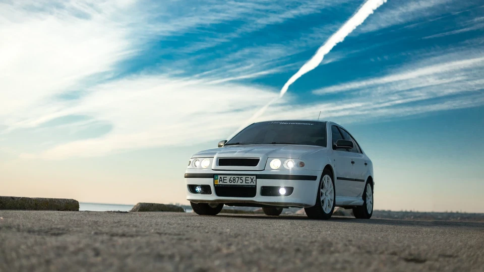 Skoda Octavia RS Білий 2.0 4