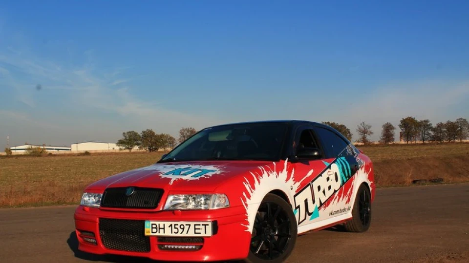 Skoda Octavia RS BLACK&RED ODESSA