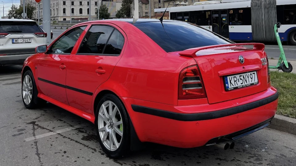 Skoda Octavia RS Red BITCH
