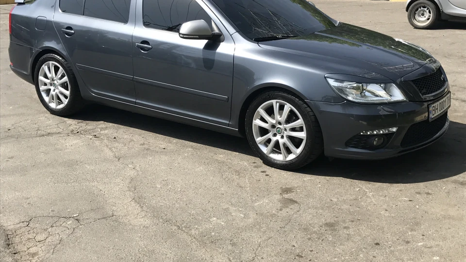 Skoda Octavia RS TSI1.8 4