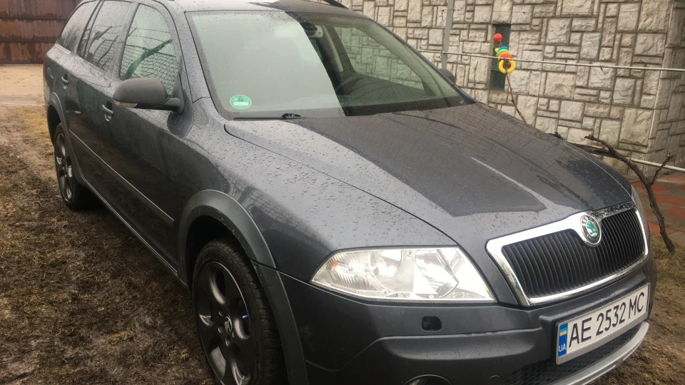 Skoda Octavia Scout 4