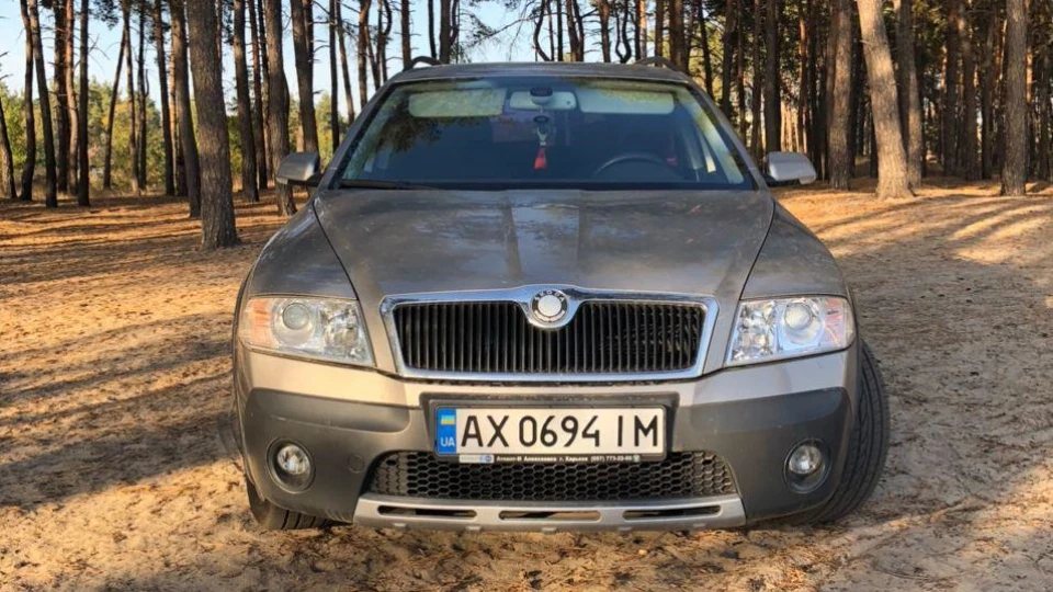 Skoda Octavia Scout 2.0 FSI 2