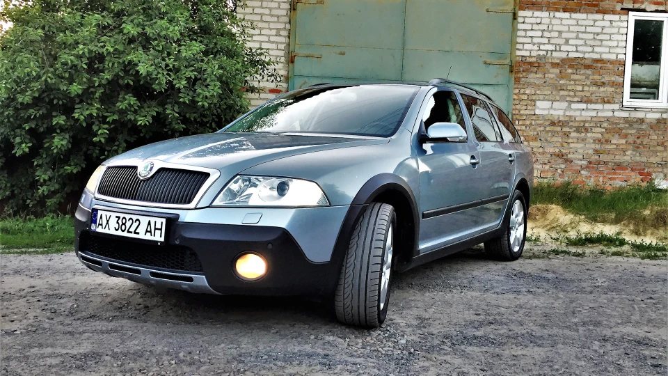 Skoda Octavia Scout 2.0 TDI BKD