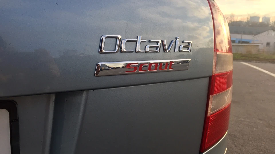 Skoda Octavia Scout 2.0 TDI BKD 5