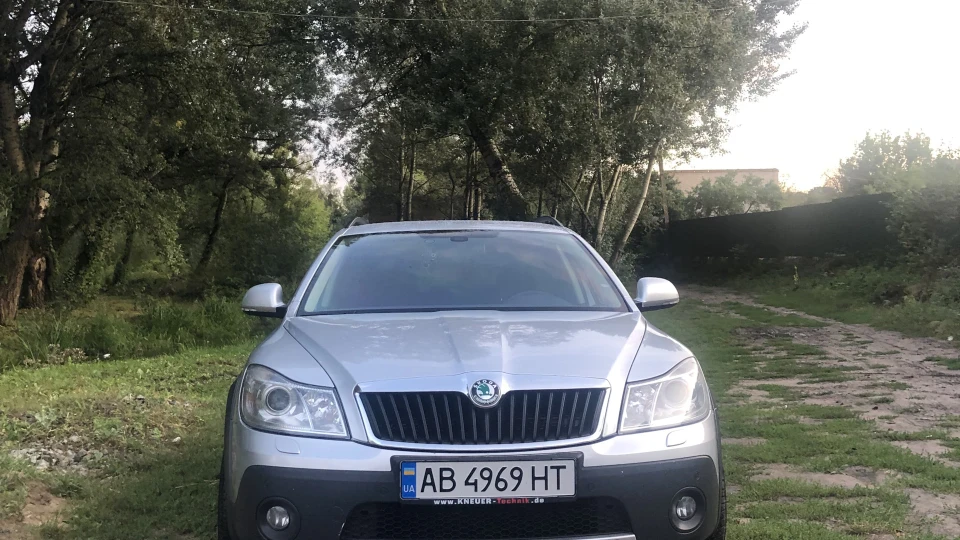 Skoda Octavia Scout 2.0TDI CFHC DSG6 2