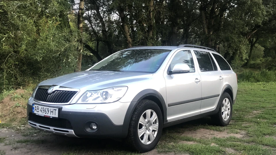 Skoda Octavia Scout 2.0TDI CFHC DSG6 5