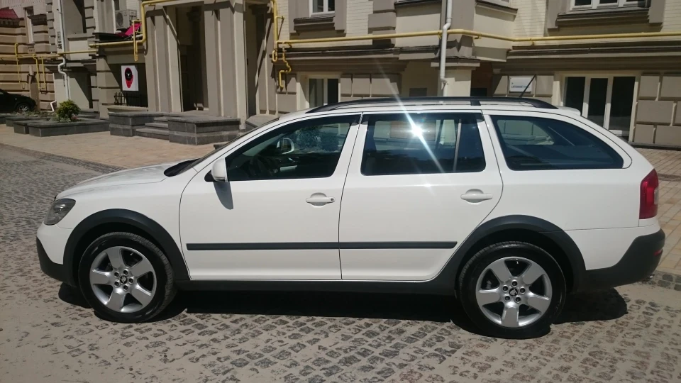 Skoda Octavia Scout Milk Tanker 2