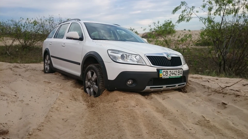Skoda Octavia Scout Milk Tanker 4