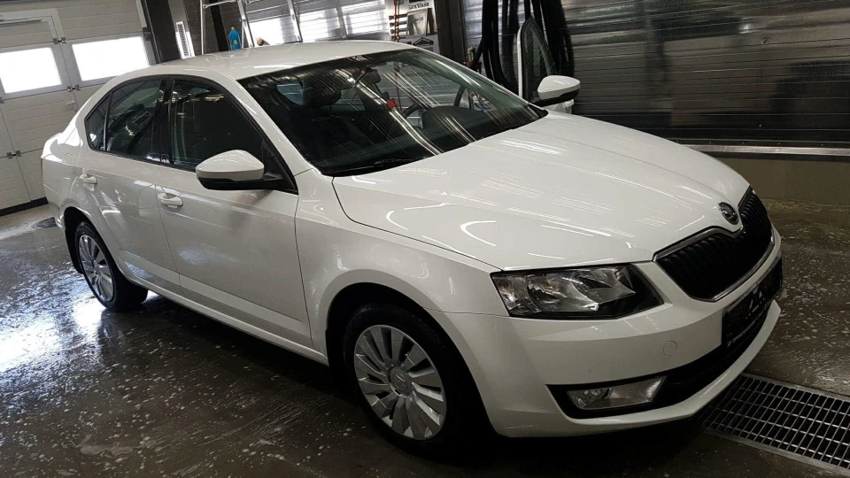 Skoda Octavia 1.4TSI Benzinka 3