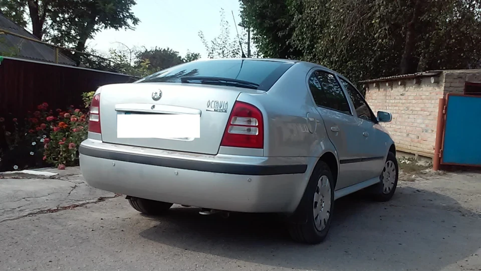 Skoda Octavia 1.6 akl 3