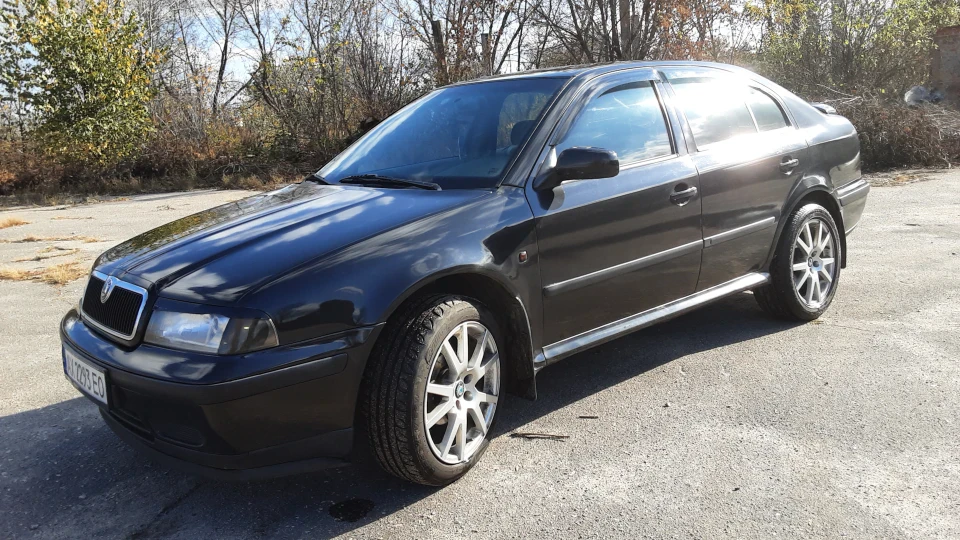 Skoda Octavia 1,6 AKL 2
