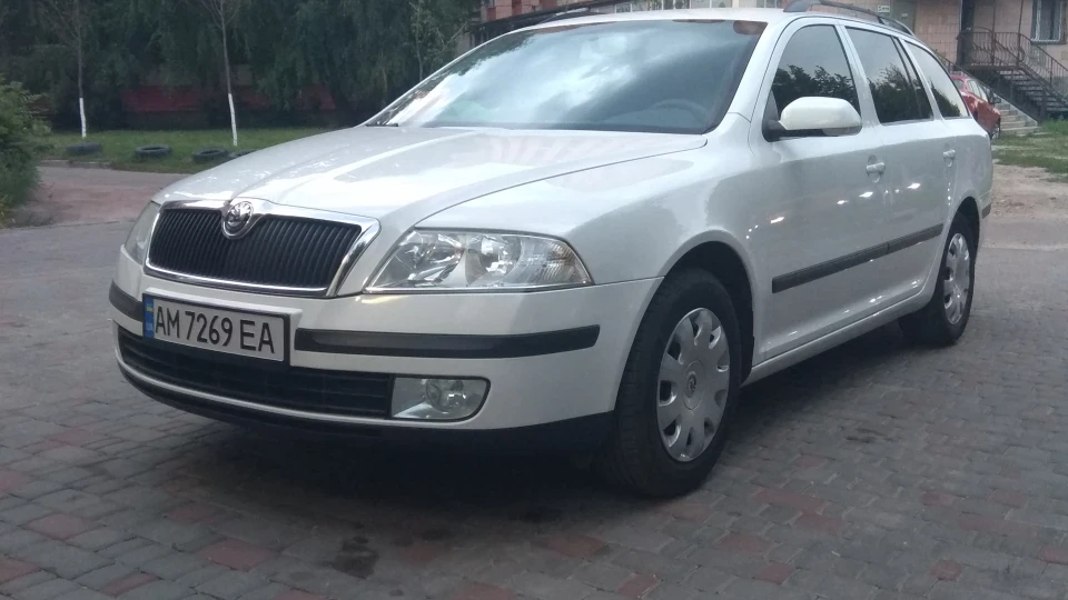 Skoda Octavia 1.6 mpi bse 3