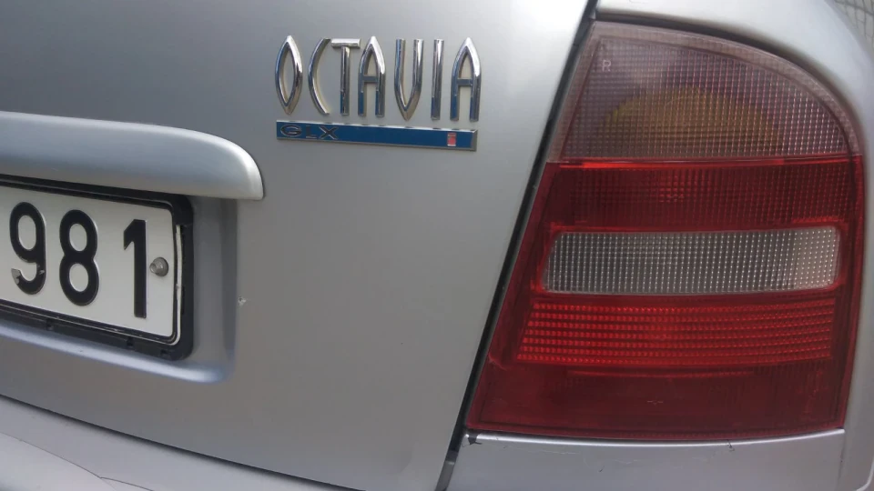 Skoda Octavia 1.6 SR 5